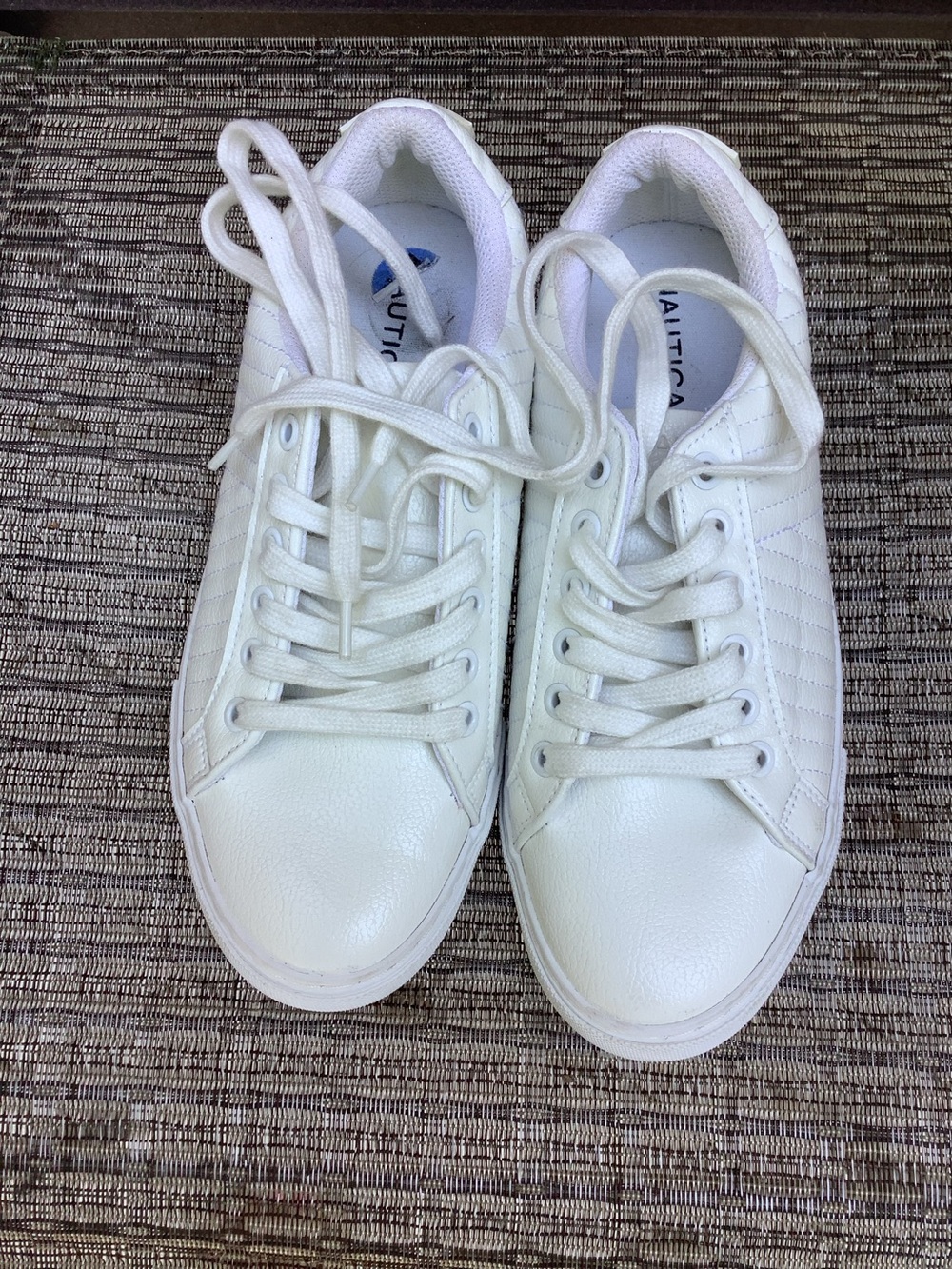 Like New Nautica Jamila White Quilted Lace Up Sneakers 7.5